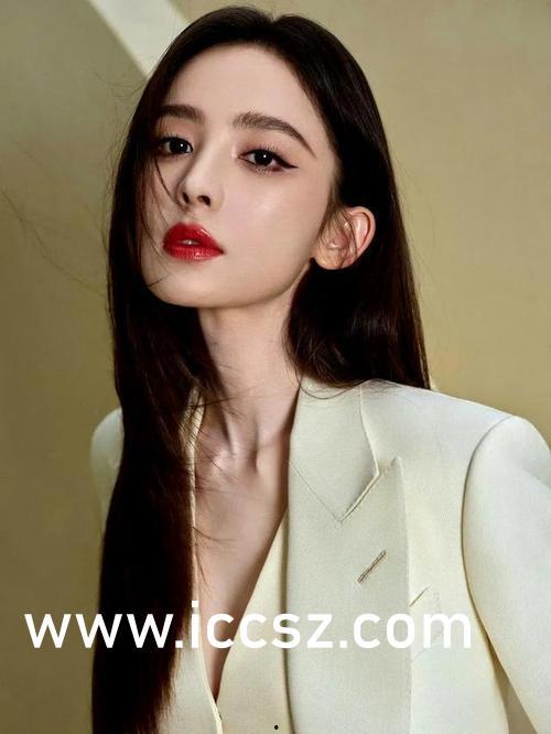 最新大瓜事件最新消息 爆黑料和曝黑料的用法,最新大瓜事件，爆黑料与曝黑料背后的真相